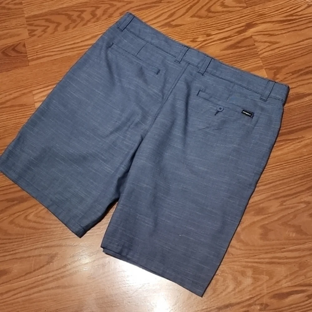 O'Neill short‎ size 36